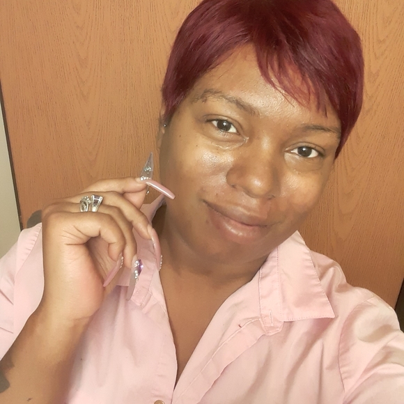 Meet your Posher, Jessica - Picture 3 of 8